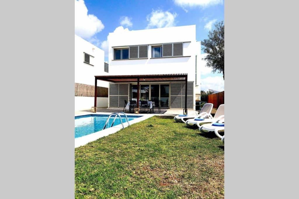 Villa D'Aina * Propiedad Privada Con Piscina Cala en Bosc Exterior photo